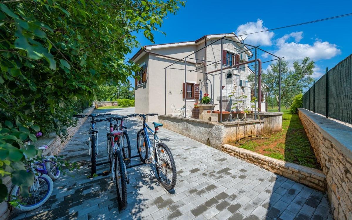 Villa Zara Marčana Εξωτερικό φωτογραφία