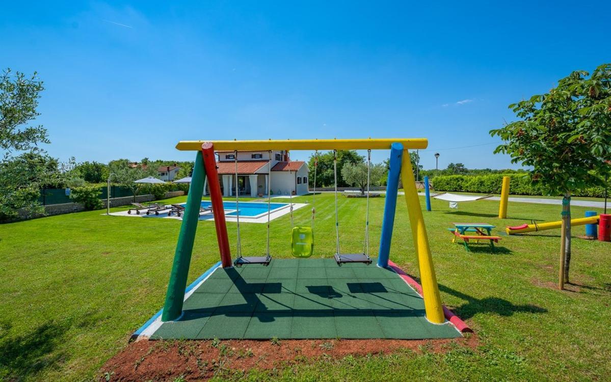 Villa Zara Marčana Εξωτερικό φωτογραφία