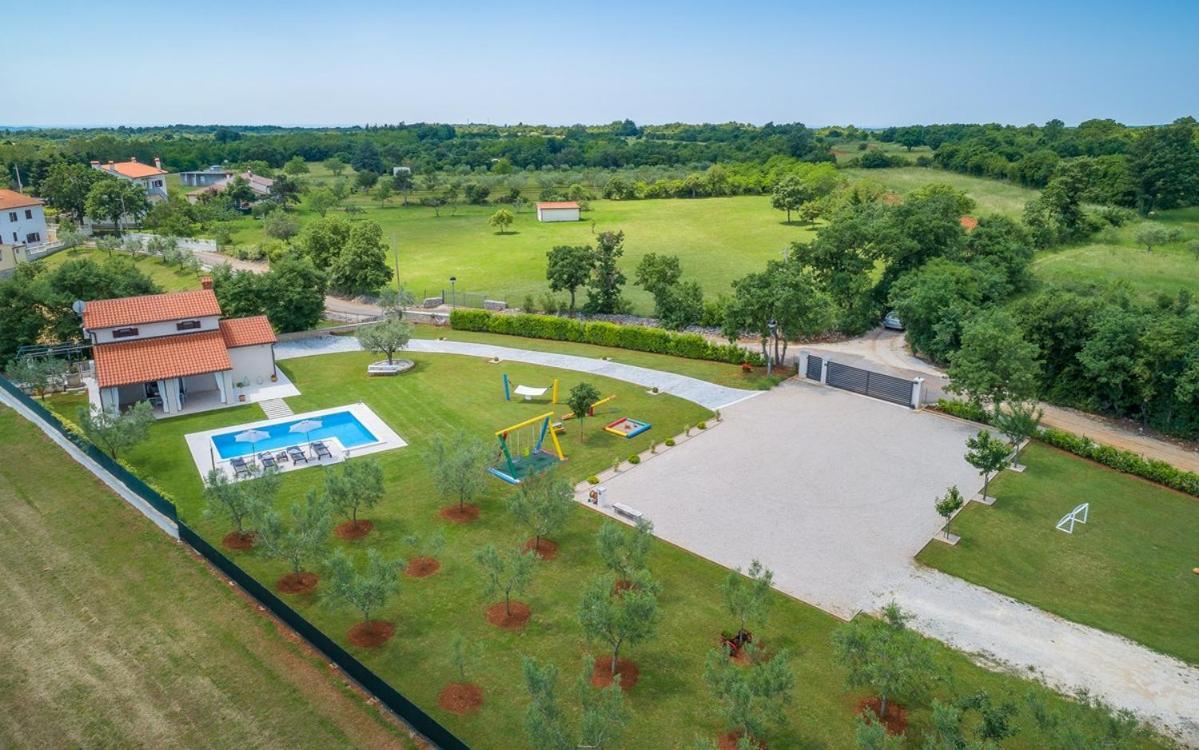 Villa Zara Marčana Εξωτερικό φωτογραφία