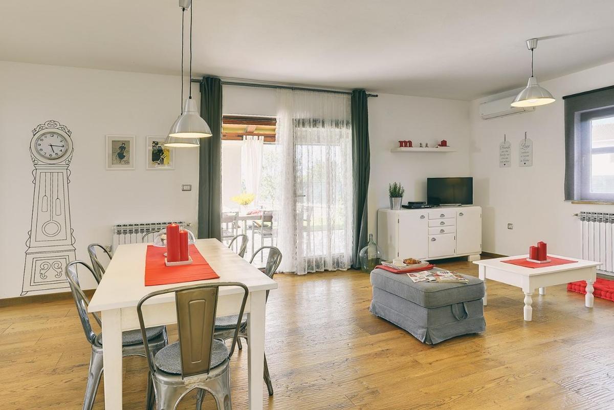 Villa Zara Marčana Εξωτερικό φωτογραφία